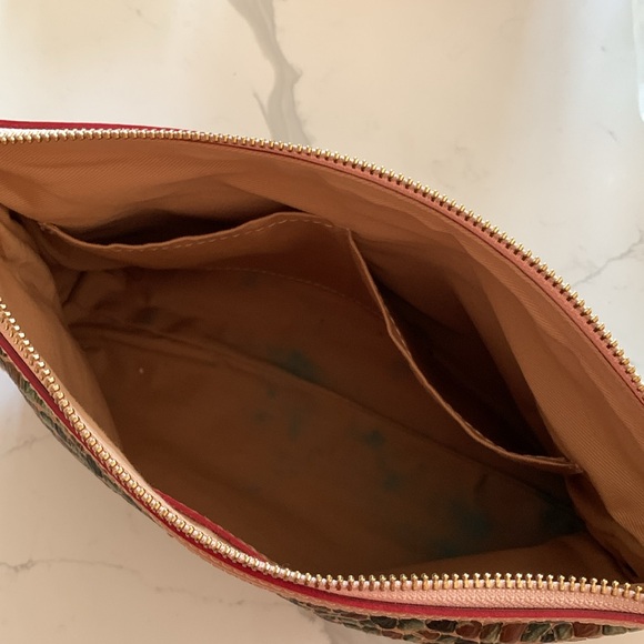 Cavalcanti leather multicolored wristlet/clutch made in Italy. NWOT. - Picture 11 of 12